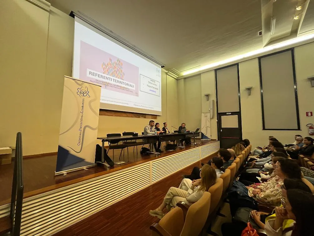 R R Varese, il giuramento di 279 nuovi psicologi. L'allarme di Molinari ...